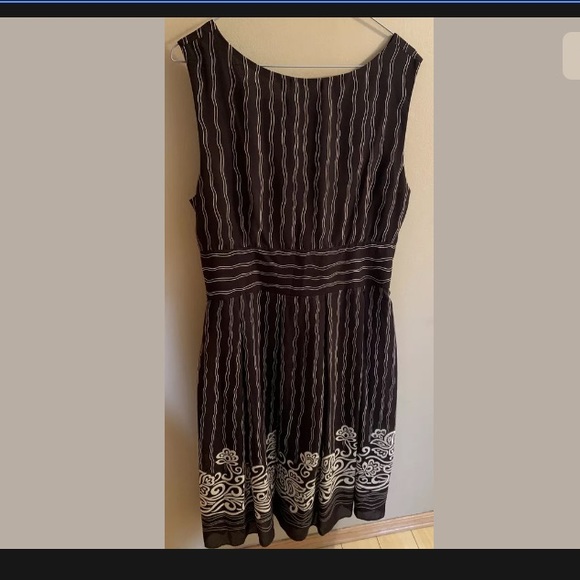 Studio 1 Dress size 14 - Picture 2 of 2